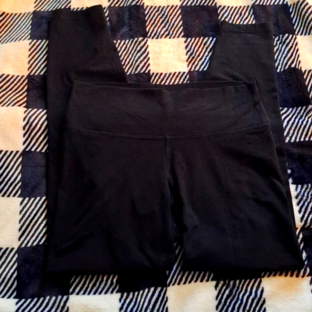 Old Navy cropped leggings Medium